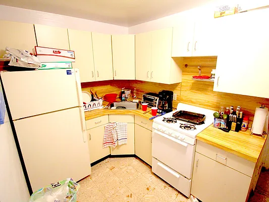 Rented by Compass | media 20