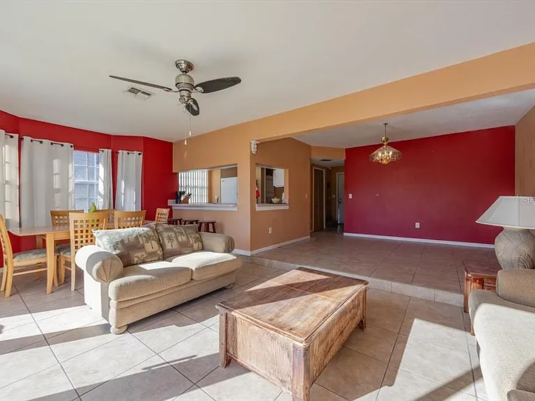 203 Coco Plum Dr #MAIN — Photo 7