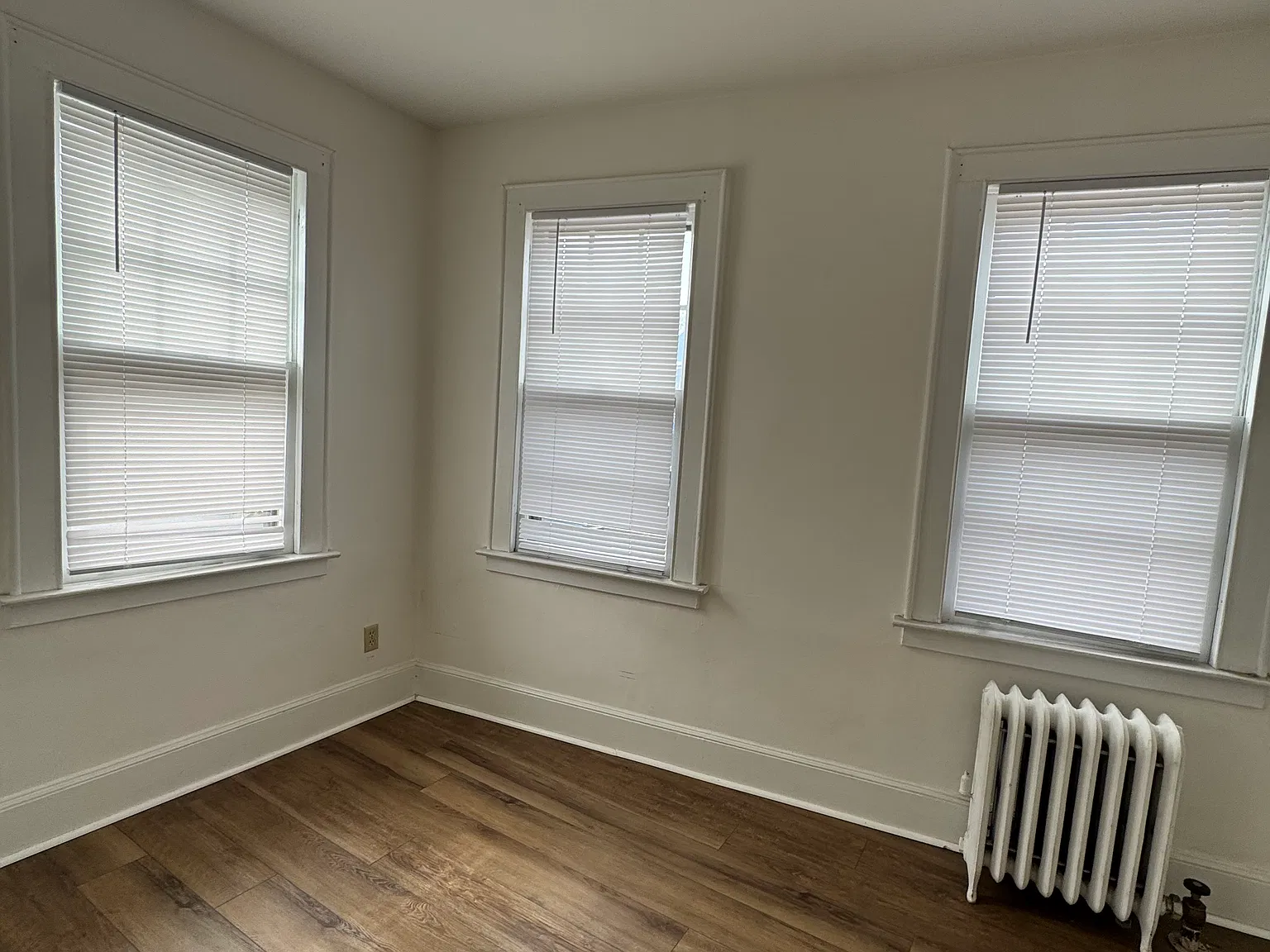 623 Campbell Ave — Photo 4