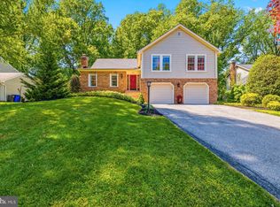 10213 Camelford Ct, Ellicott City, MD 21042