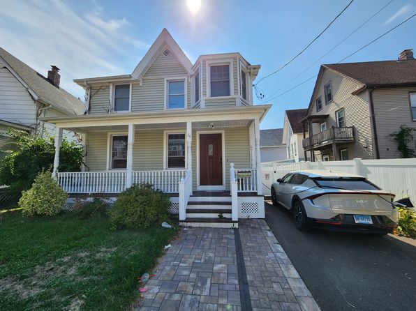 34 Woodland St