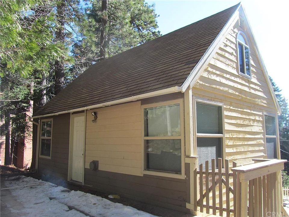 1st image of 886 Virginia Ct