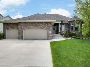 6491 Pipewood Curv, Excelsior, MN 55331