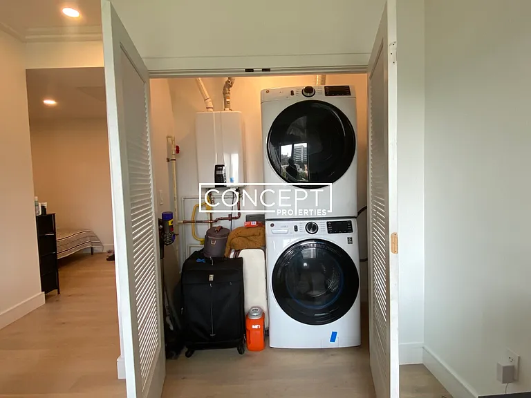 50 Leo M Birmingham Pkwy #607 — Photo 17