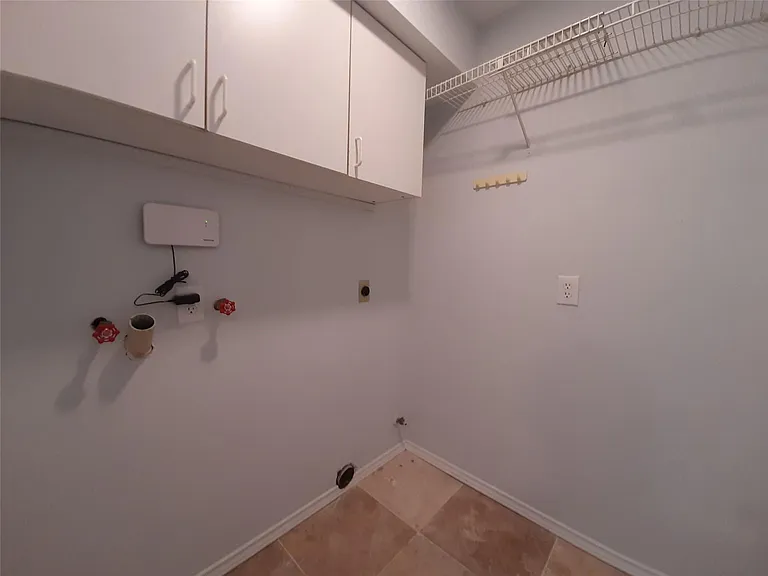 8 Fawnchase Ct — Photo 13