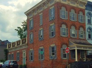 48 N 6th St, Hudson, NY 12534