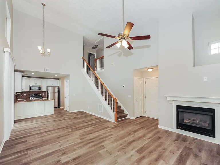 1255 W Oaks Way — Photo 5