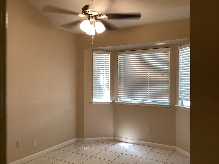 4114 W Regency Ave — Photo 15