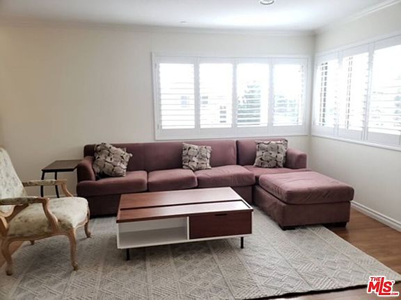 2nd image of 1416 S Barrington Ave APT 1