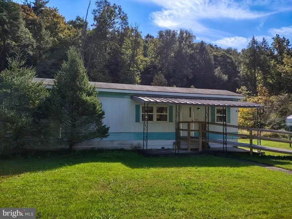 1056 Arch Rock Rd, Mifflintown, PA 17059