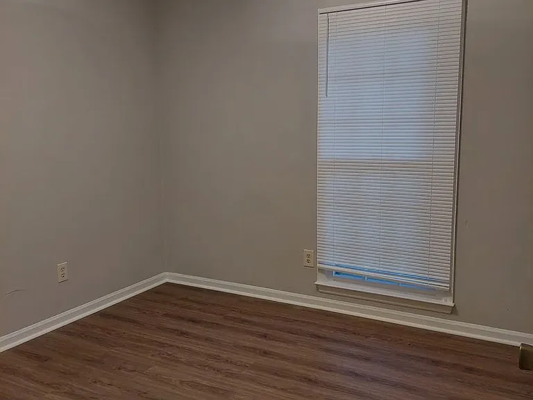 3062 Viking Dr — Photo 14