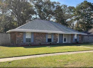 9734 Hardwood Dr, Baton Rouge, LA 70818