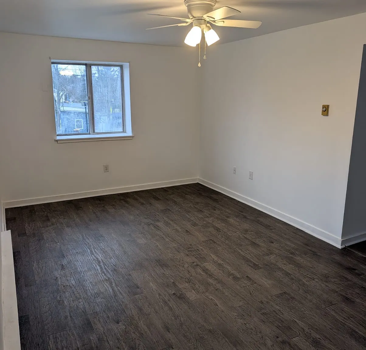 6631 Chester Ave — Photo 1