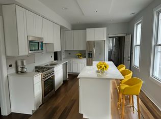 2845 N Ridgeway Ave APT 1F, Chicago, IL 60618