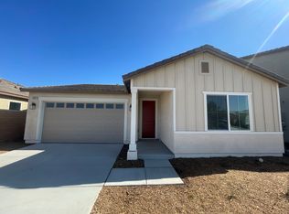 30819 Alister Ln, Winchester, CA 92596
