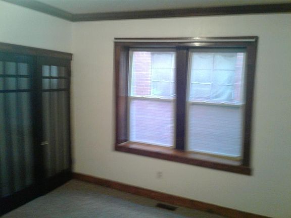 4th image of 3420 Lawn Ave APT A