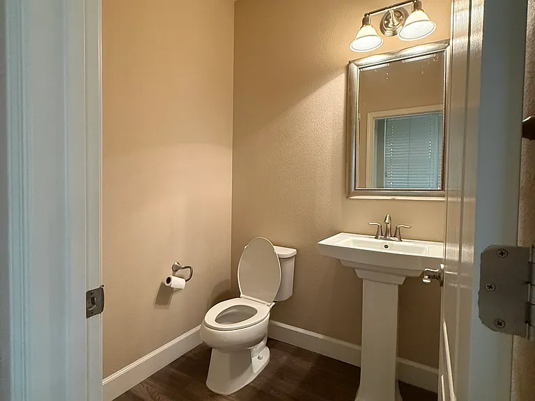 1639 Murasky Pl — Photo 17