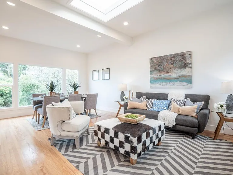 170 El Bonito Way — Photo 2