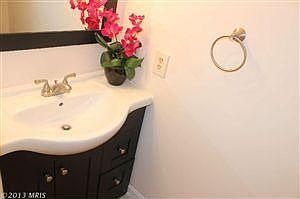5th image of 4741 S Park Ct