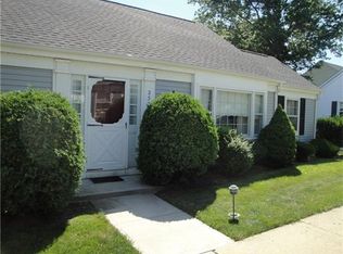 252A Mystic Ln, Monroe Township, NJ 08831