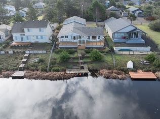 330 Cockle St SW, Ocean Shores, WA