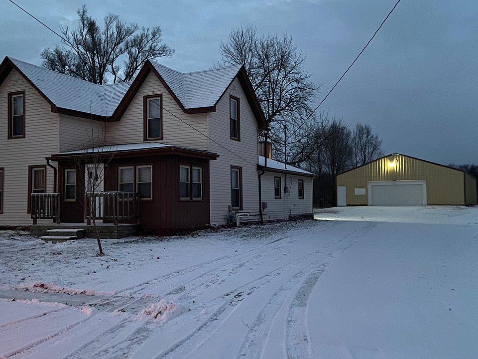 1st image of 1112 York St