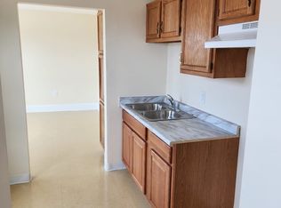 3501 E 93rd St #201, Cleveland, OH 44105