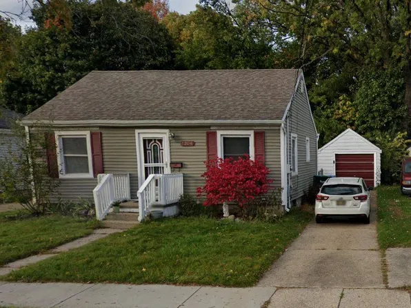 1204 George St, Lansing, MI 48910