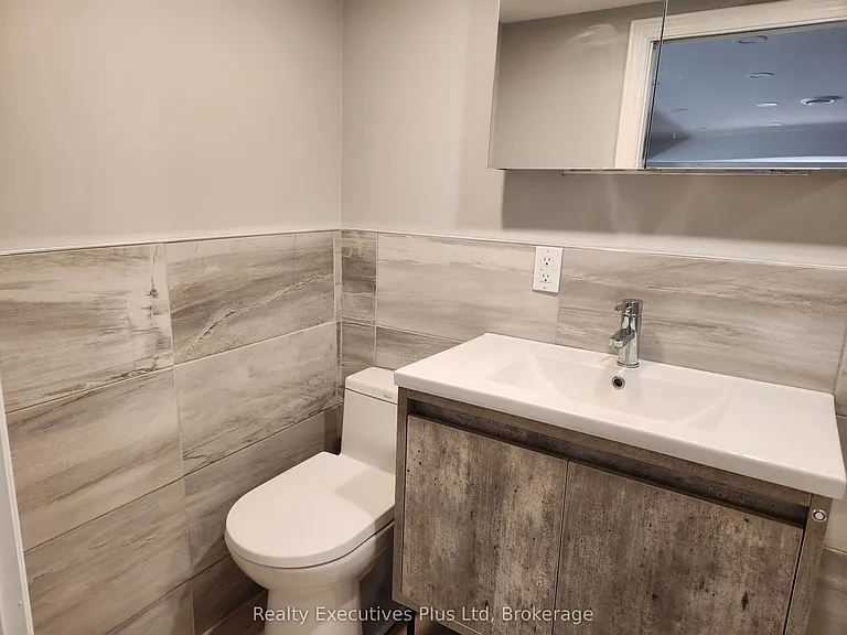 2 Zelia Ct — Photo 17