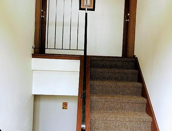 Main entry upper unit
