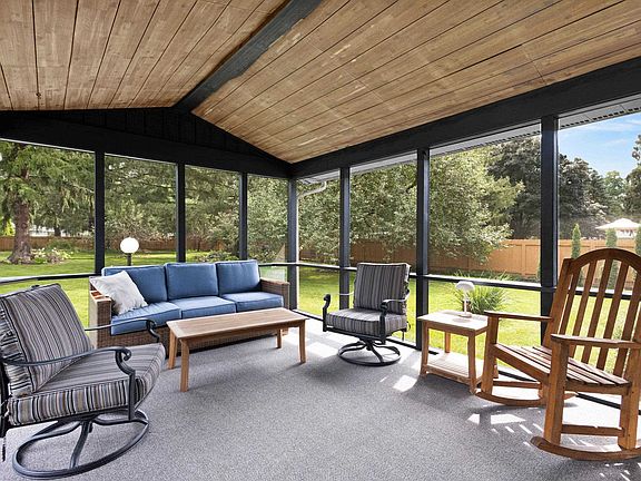 4th image of 6551 Linden Cir