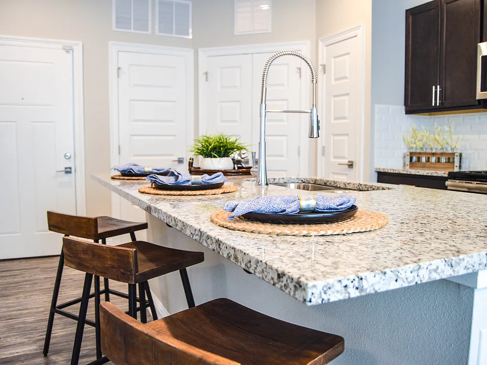 Silver Oaks Apartments