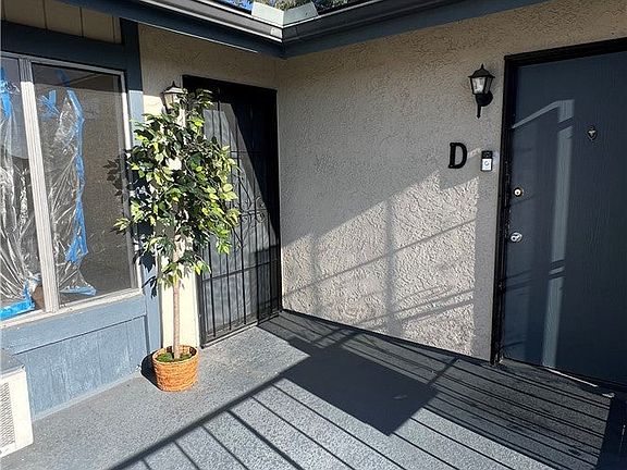 4th image of 338 E Meats Ave