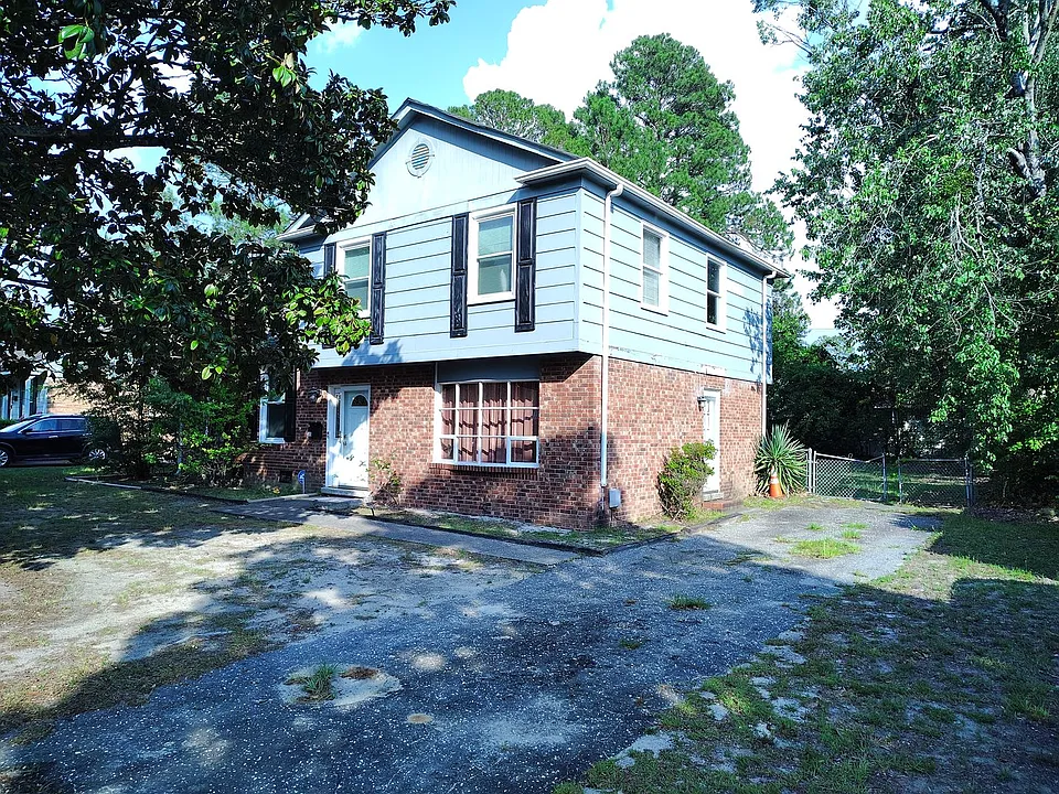 515 Farmview Dr
