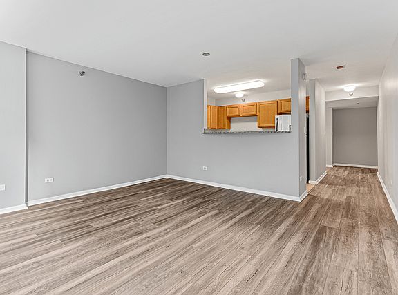 5th image of 345 N Lasalle St #509