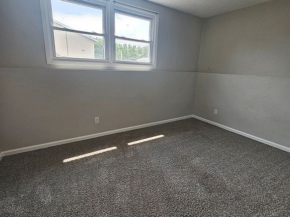 2nd image of 763 W 61st St #8