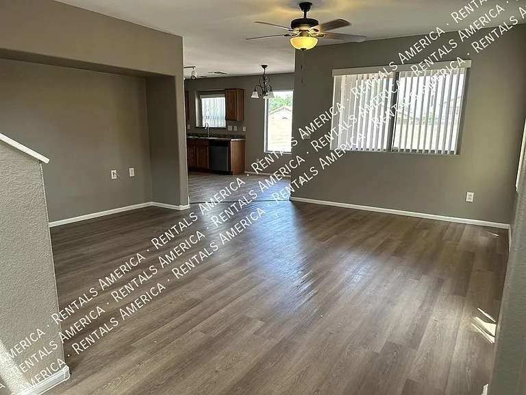 1028 E Dragon Fly Rd — Photo 3