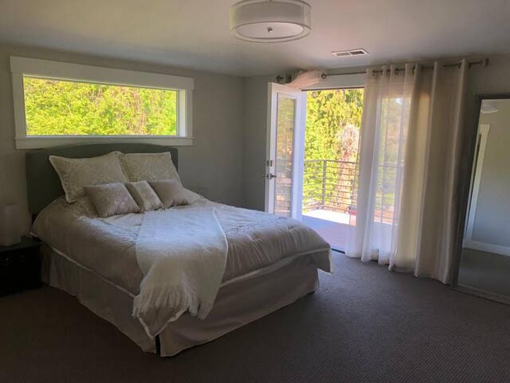 Lake Oswego, OR 97034