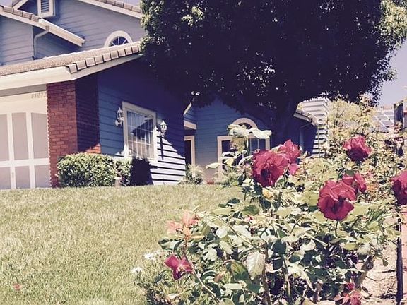 2nd image of 44072 Quiet Meadow Rd