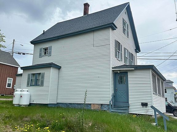 3rd image of 108 Katahdin Avenue