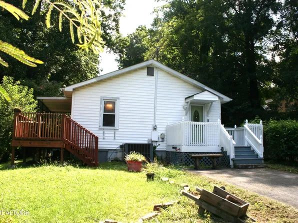 308 Highland Ave, Oliver Springs, TN 37840