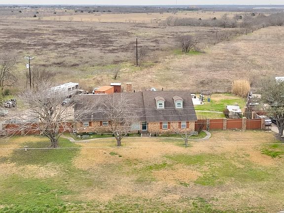 2nd image of 3674 E State Highway 243