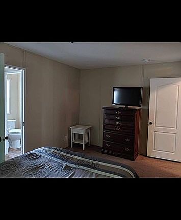 4th image of 225 Gazelle Dr