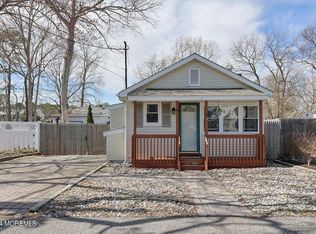 8 Spark Dr W, Brick, NJ 08723