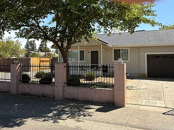 2nd image of 3706 Lenore Way #3708