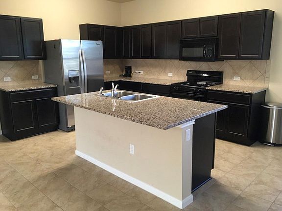 5th image of 1412 Deodara Dr
