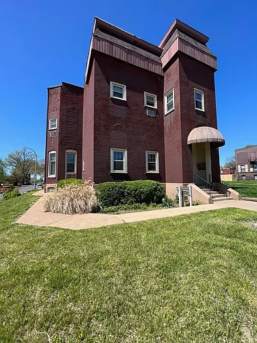 6827 Michigan Ave #8 Photo 1 6827 Michigan Ave #8 Photo 1