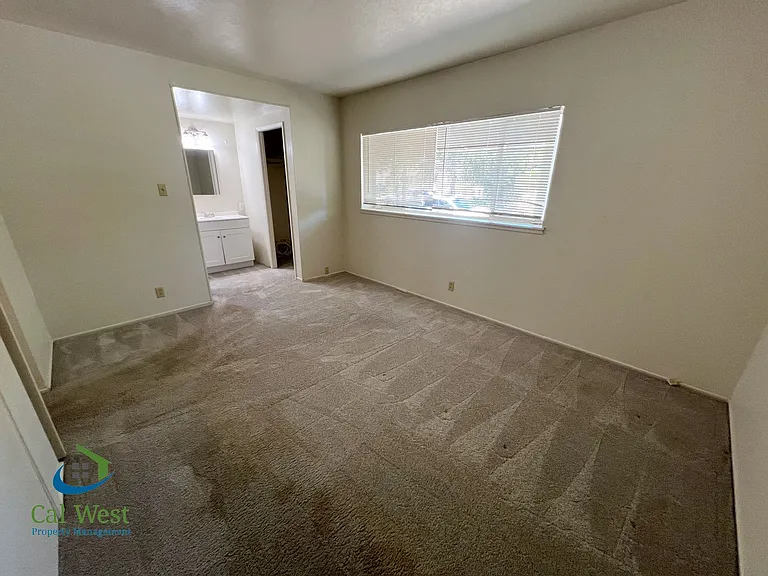 10600 E Estates Dr — Photo 27
