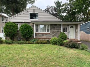 7 Arnet Pl, Cranford, NJ