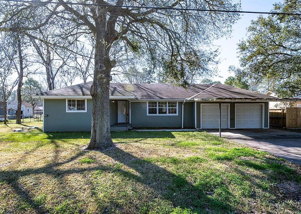 1st image of 207 Little Buck Dr